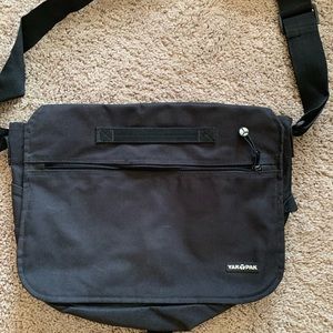 Yakpak messenger bag